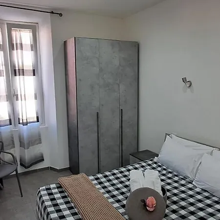 A Casa Da *
